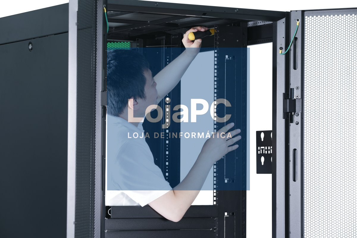 APC Easy Rack 600mm/42U/800mm with Roof Side panel castors feet and 4 Brackets No Bottom black