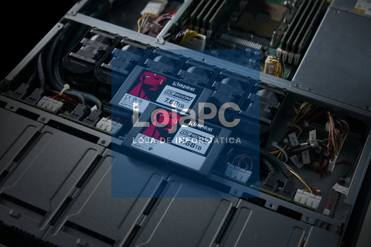 KINGSTON 7.68TB DC600M 2.5inch SATA3 mixed-use data center SSD for enterprise servers and NAS (VMWare Ready)